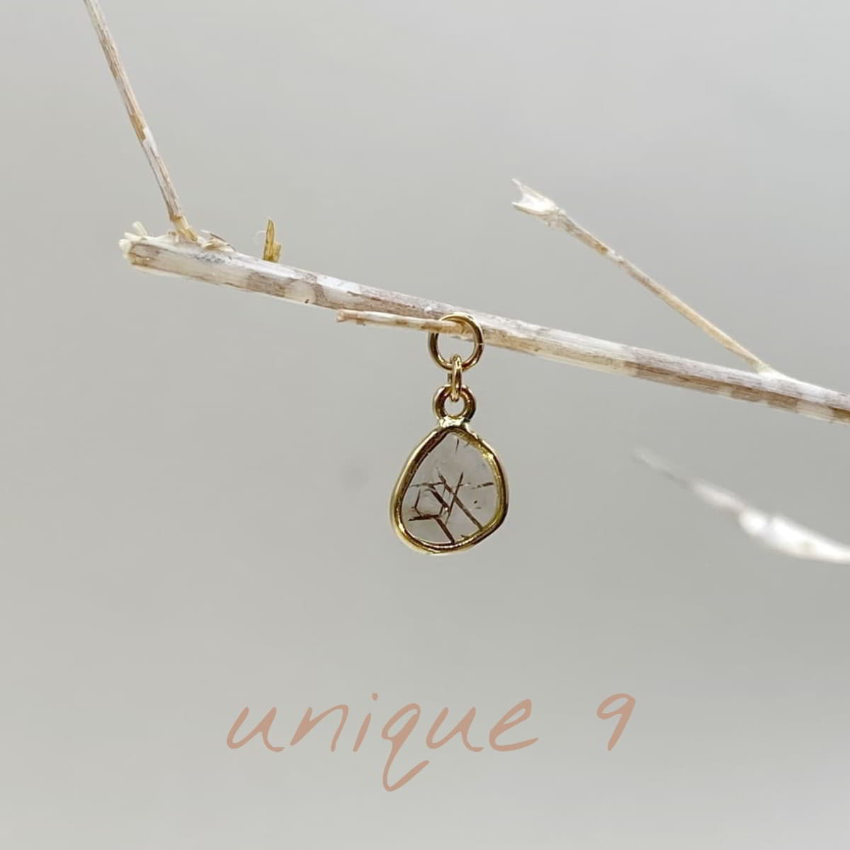 The Tern – Salt & Pepper Diamond Slice – One of a Kind – 18k Gelbgold